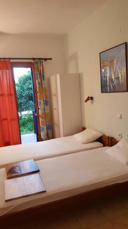 Apartamento Esperides Batsíon Exterior foto